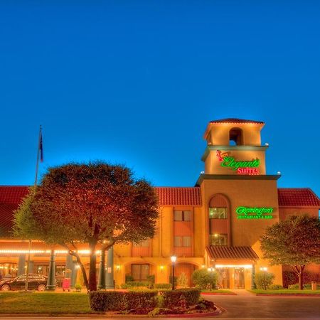 Mcm Elegante Suites Abilene Bagian luar foto