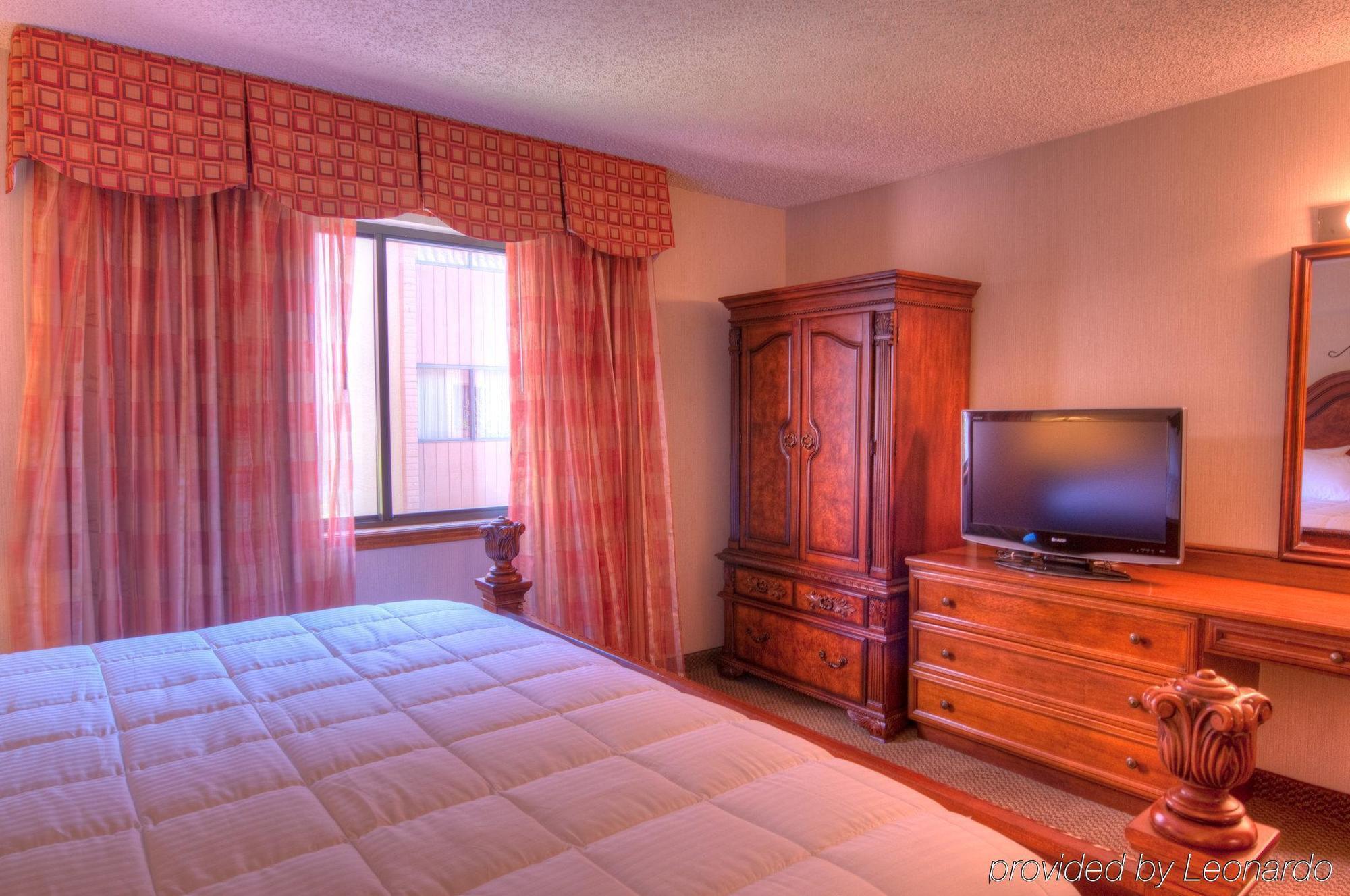 Mcm Elegante Suites Abilene Bagian luar foto