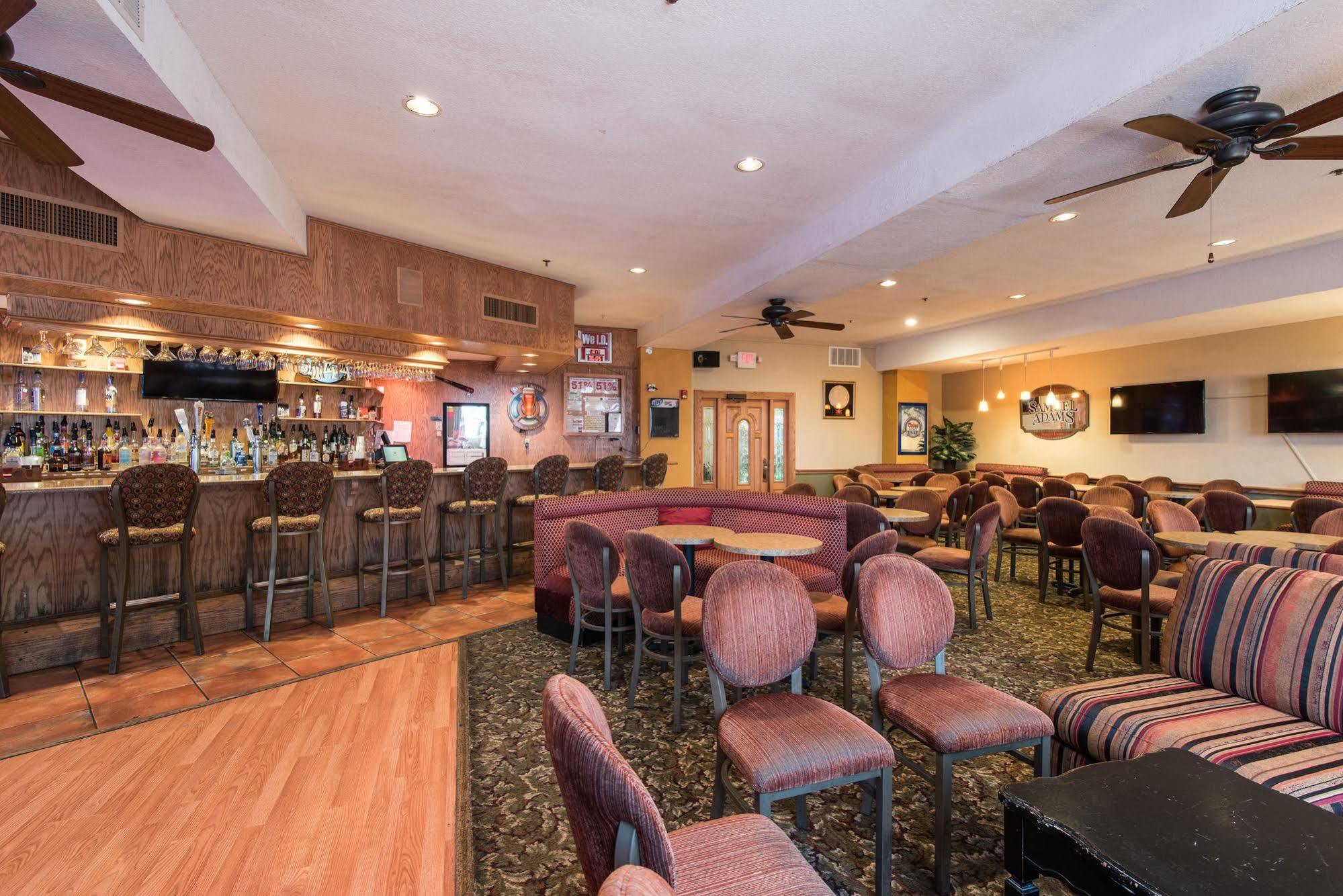 Mcm Elegante Suites Abilene Bagian luar foto